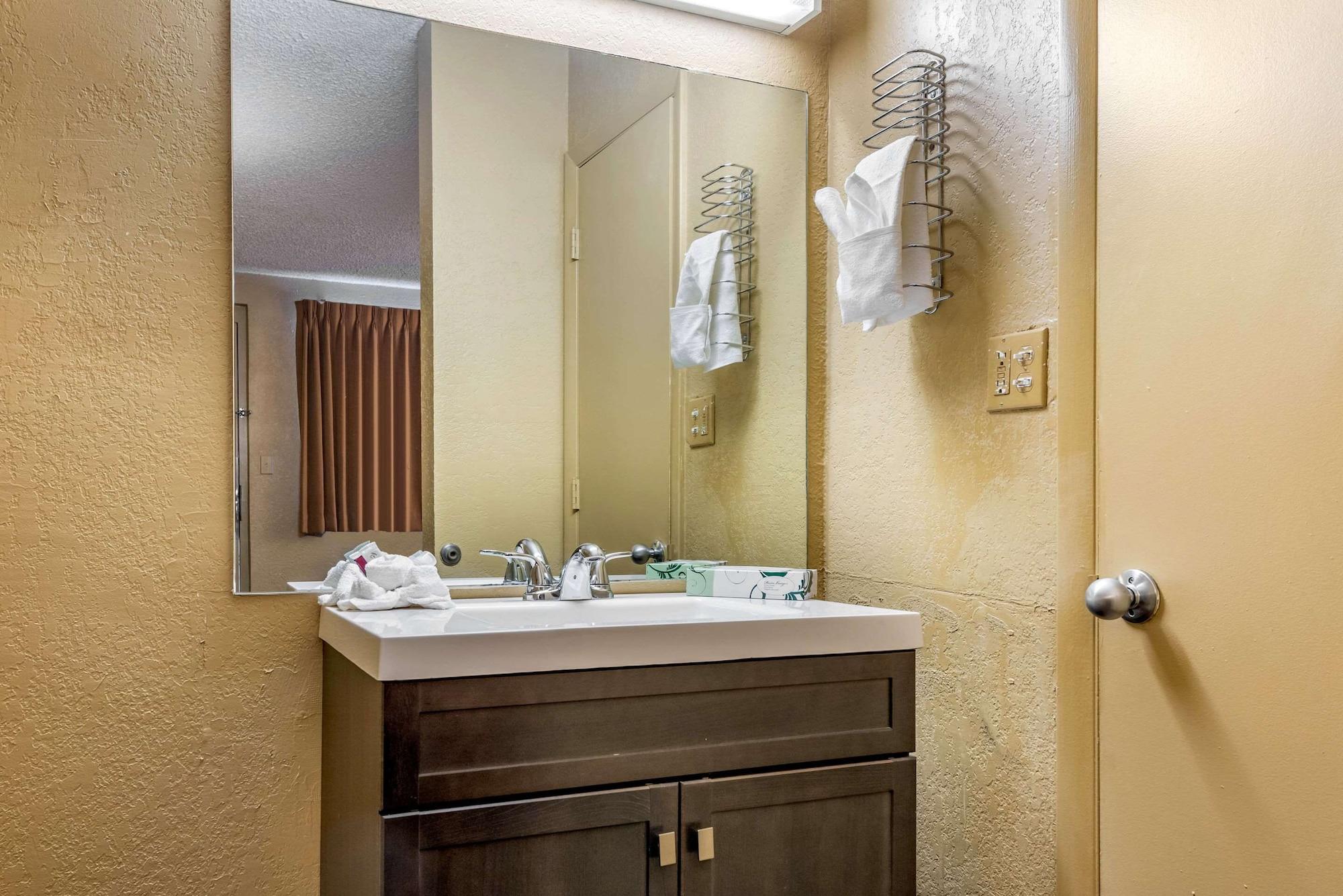 Rodeway Inn Pueblo Zewnętrze zdjęcie